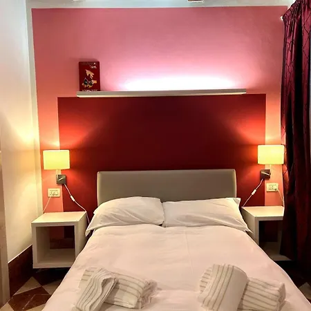 ゲストハウス Lo Scrigno 3*