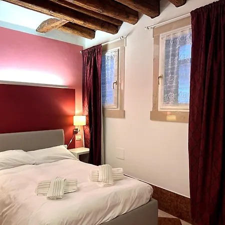 Lo Scrigno בית הארחה