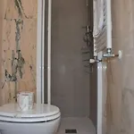 Konukevi Lo Scrigno 3*